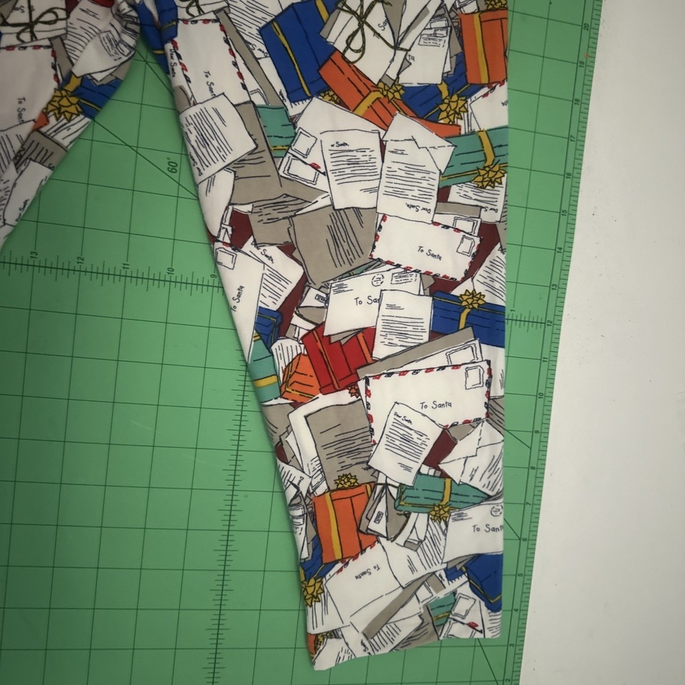 Lularoe Holiday Christmas Letters to Santa TC2 Leggings One Size Tall & Curvy - Picture 4 of 5
